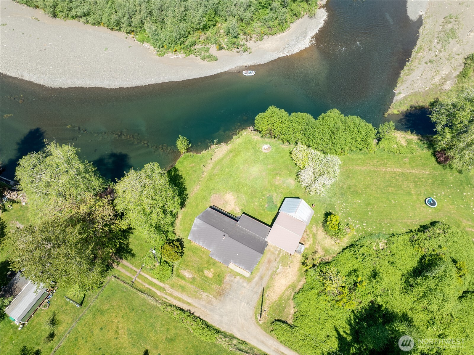 120 Hammer Way , Forks, WA 98331