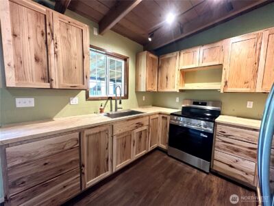 120 Hammer Way , Forks, WA 98331 - Photo 5