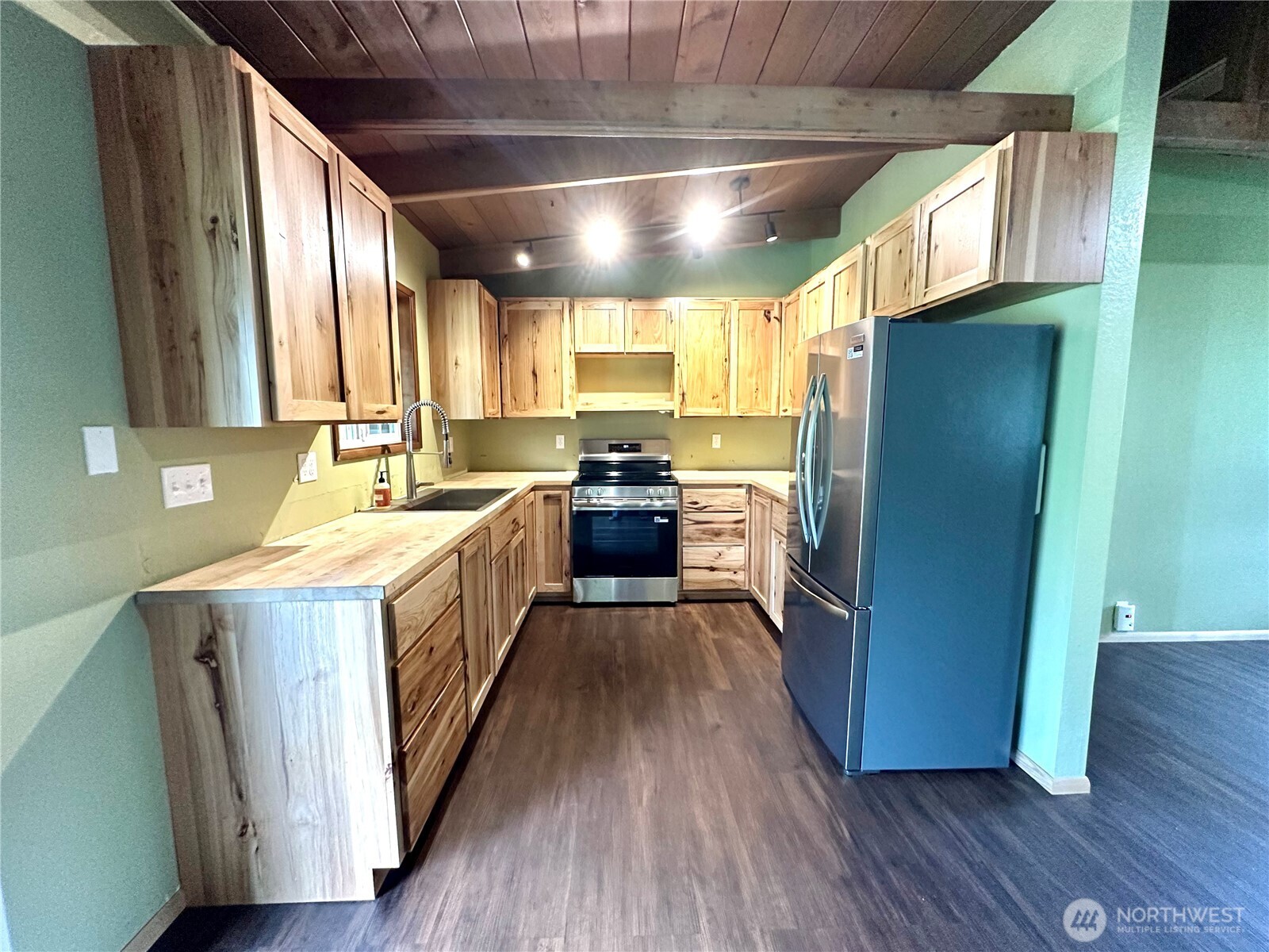120 Hammer Way , Forks, WA 98331