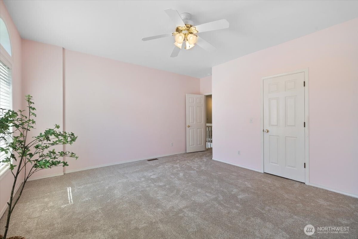 2023 151st Way SE, Mill Creek, WA 98012