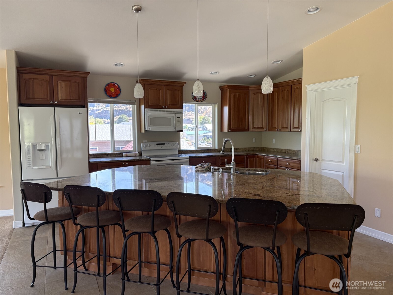 582 River Drive SW, Quincy, WA 98848