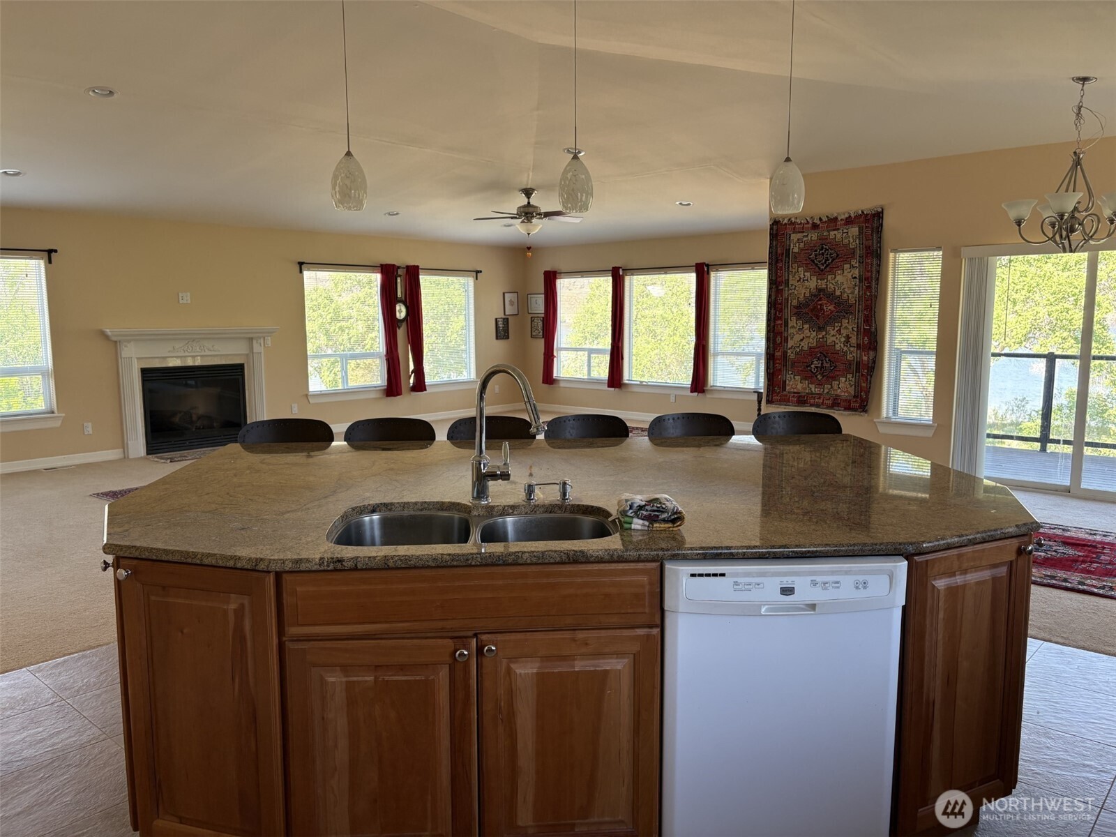 582 River Drive SW, Quincy, WA 98848