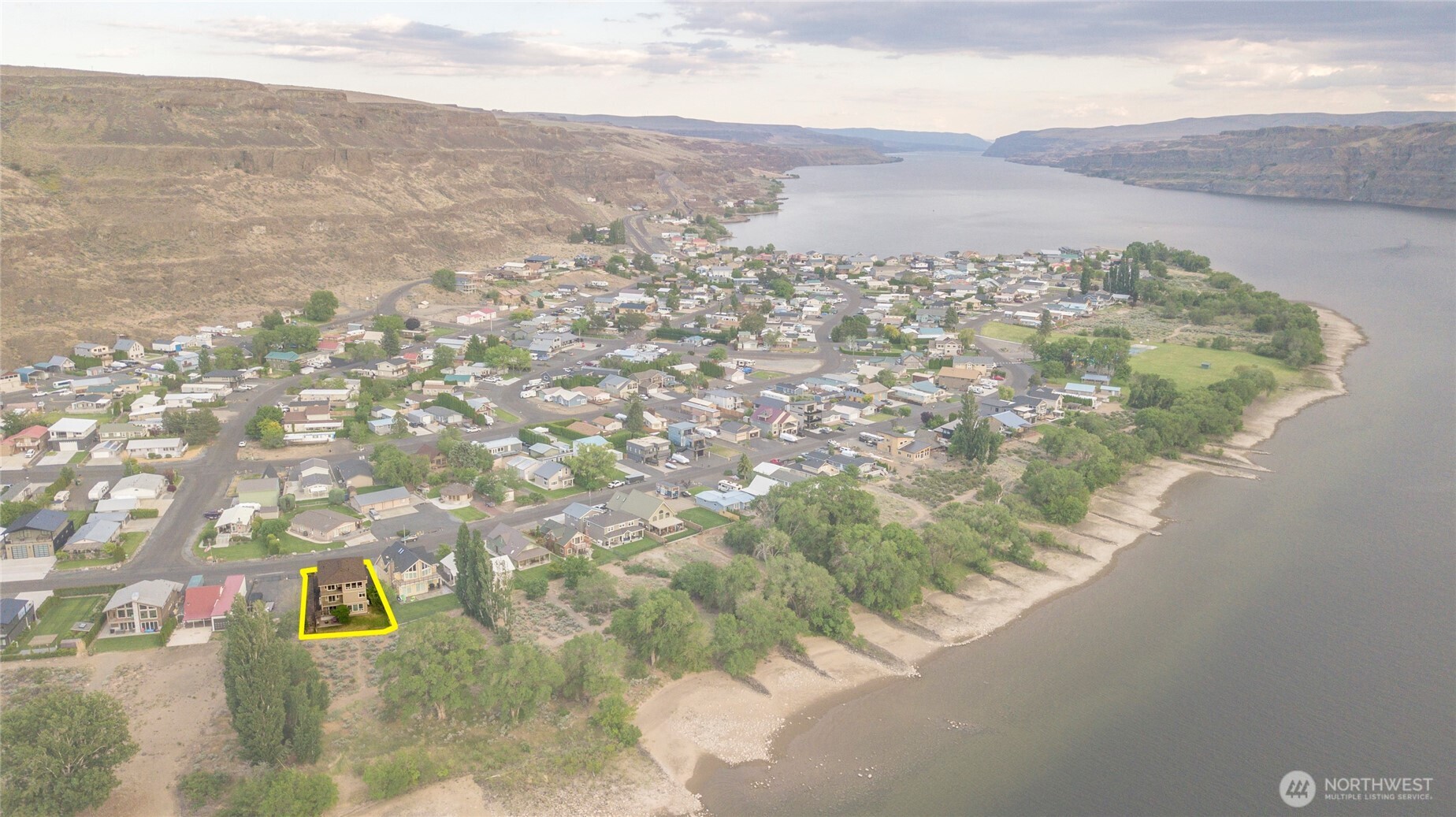 582 River Drive SW, Quincy, WA 98848