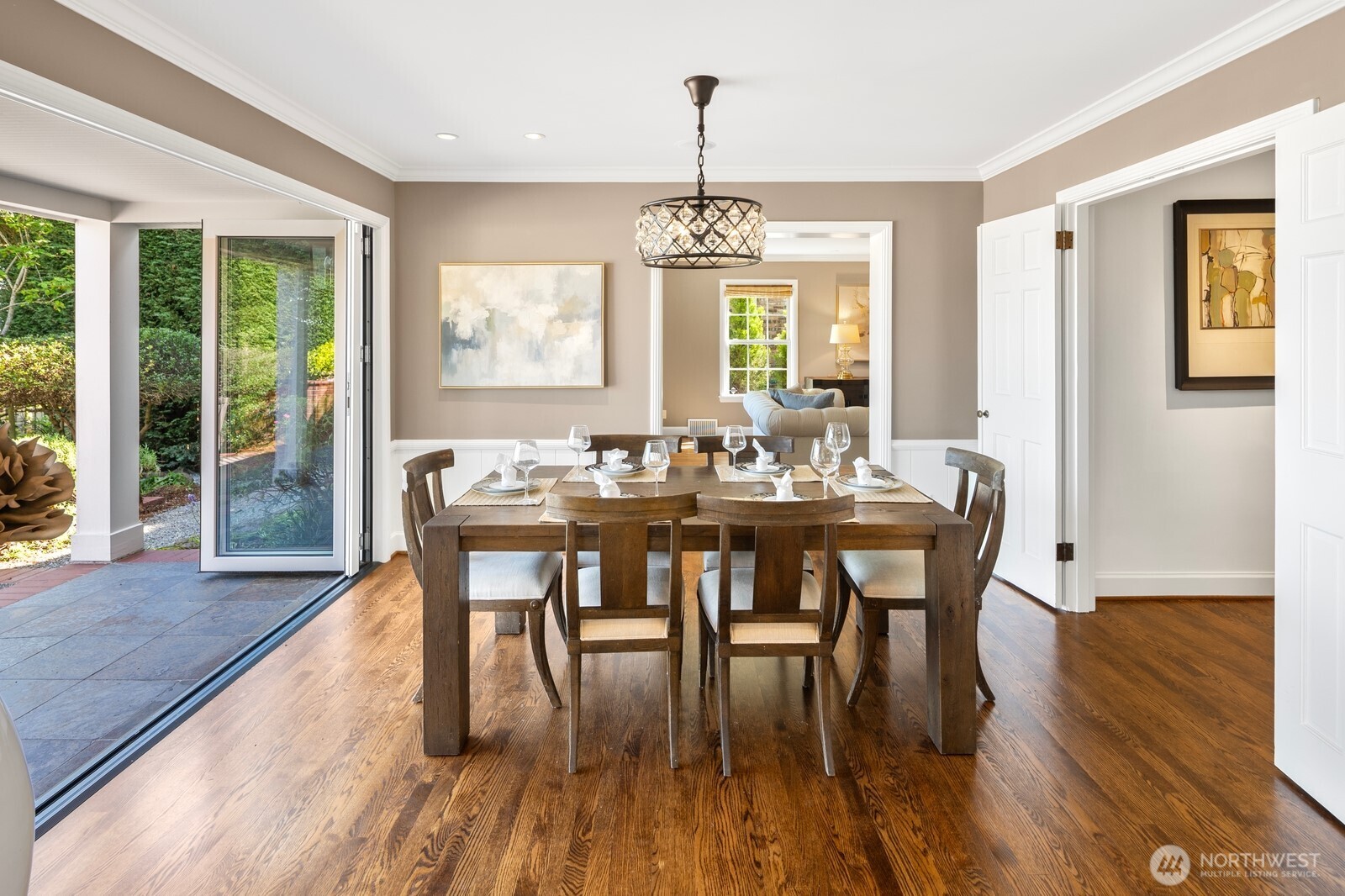 7044 50th Avenue NE, Seattle, WA 98115