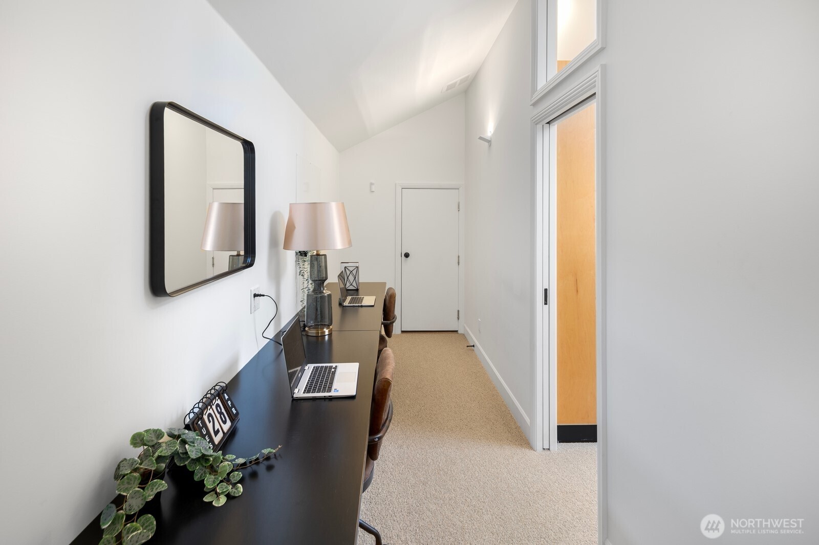 7044 50th Avenue NE, Seattle, WA 98115