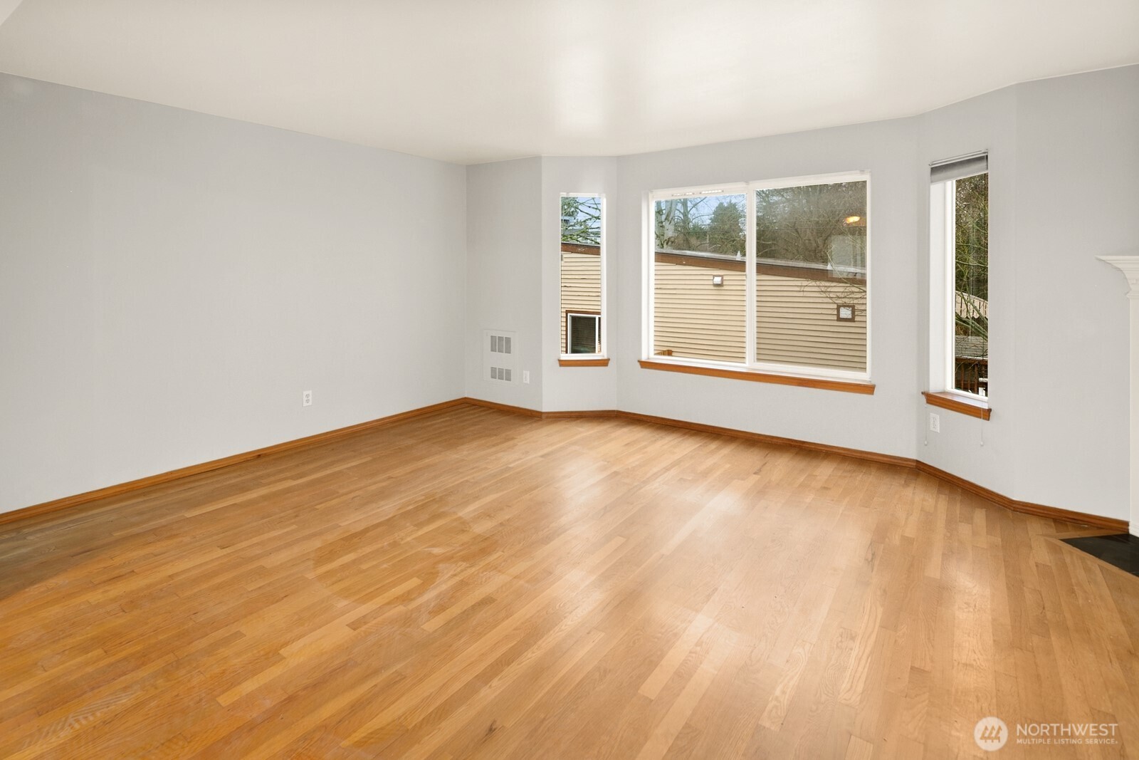 1417 N 97th Street , Seattle, WA 98103