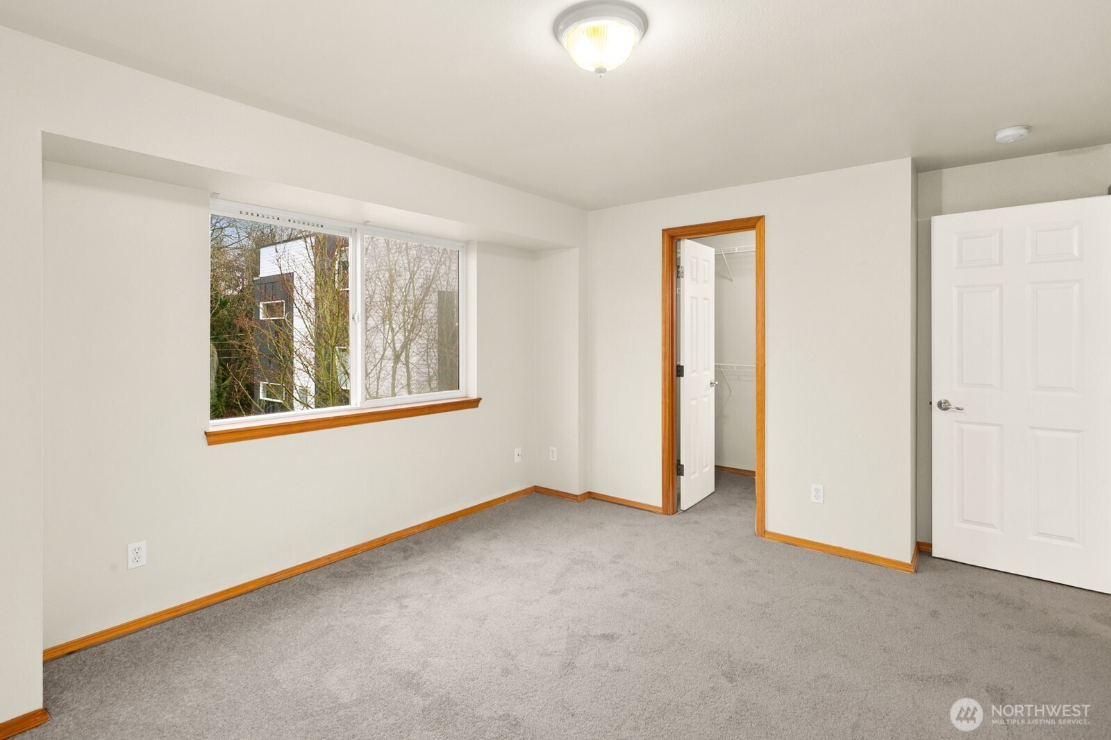 1417 N 97th Street , Seattle, WA 98103
