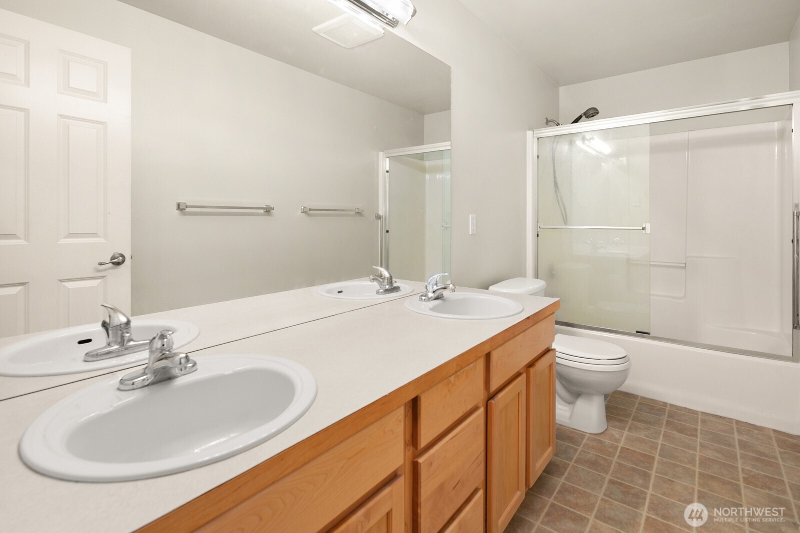1417 N 97th Street , Seattle, WA 98103