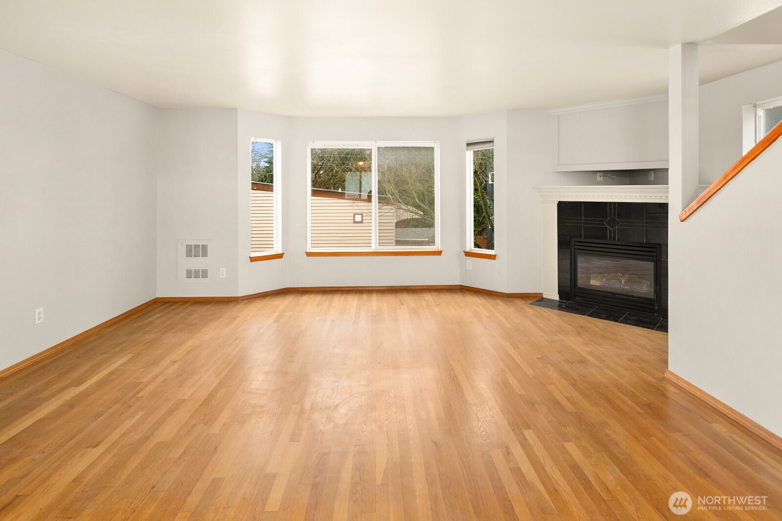 1417 N 97th Street , Seattle, WA 98103