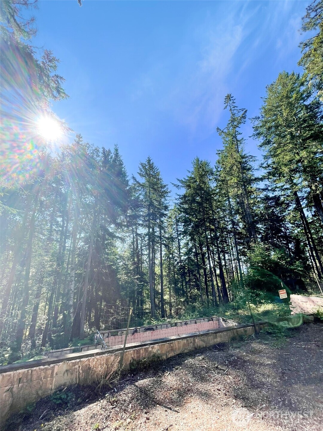 111 N Colony Surf Drive , Lilliwaup, WA 98555