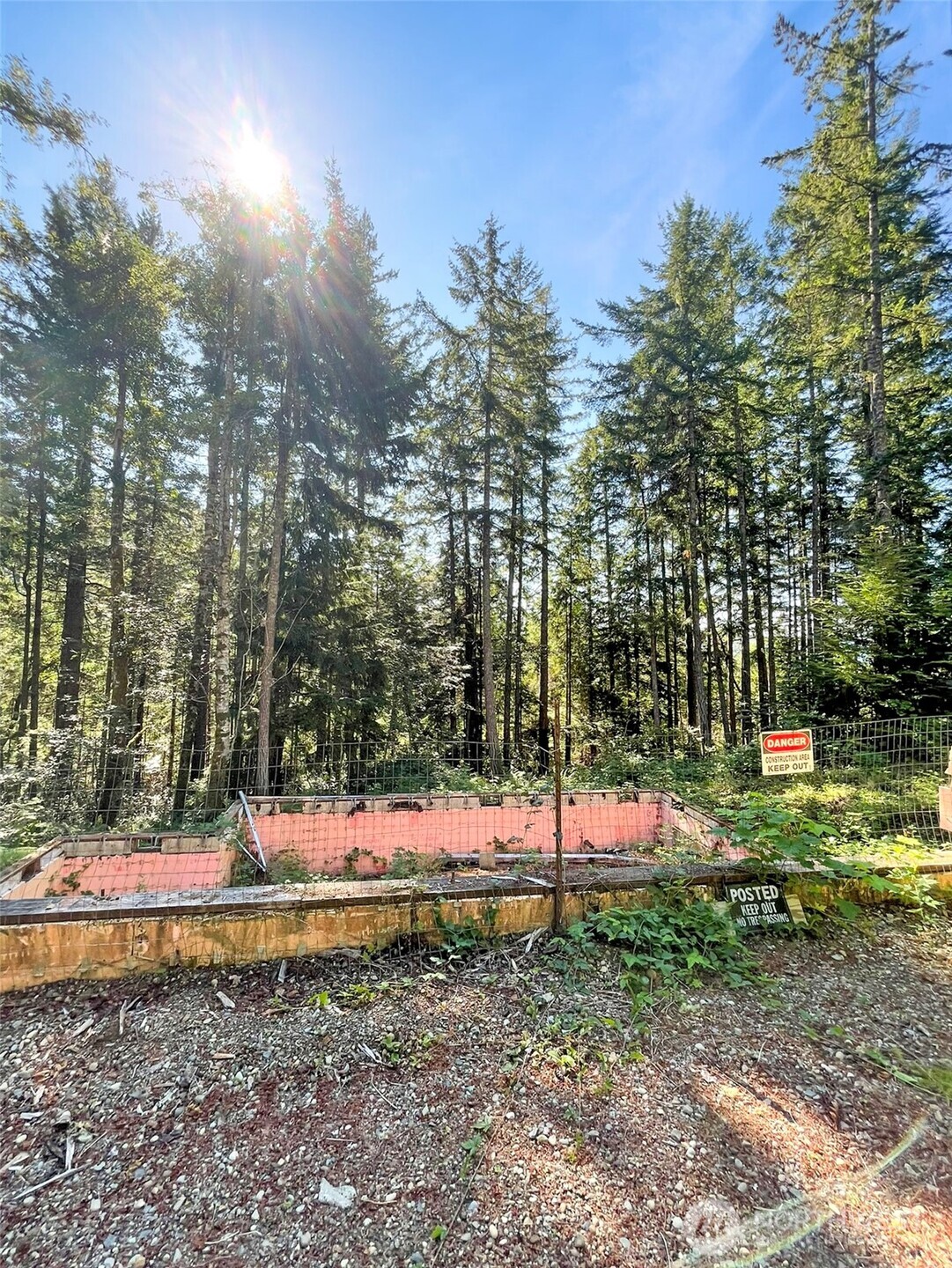 111 N Colony Surf Drive , Lilliwaup, WA 98555