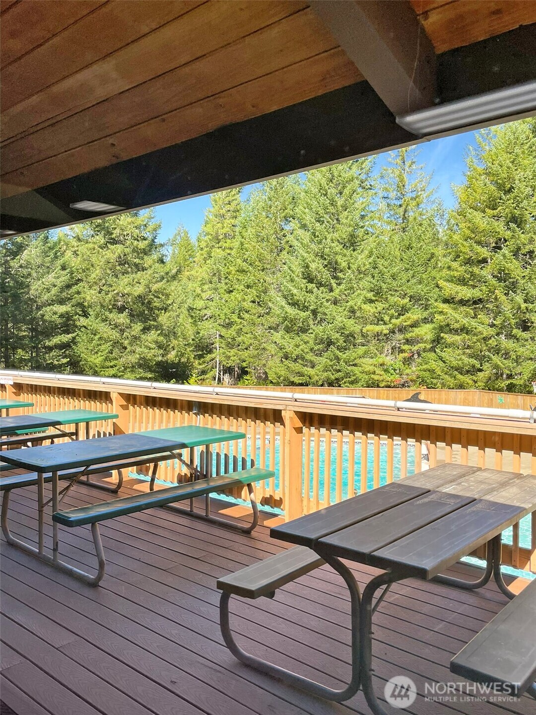 111 N Colony Surf Drive , Lilliwaup, WA 98555