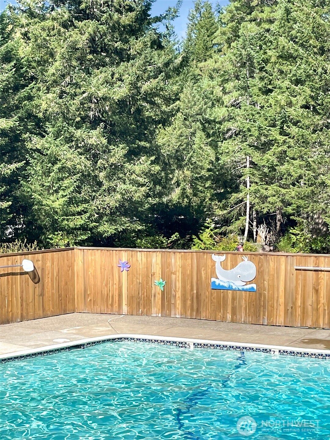 111 N Colony Surf Drive , Lilliwaup, WA 98555