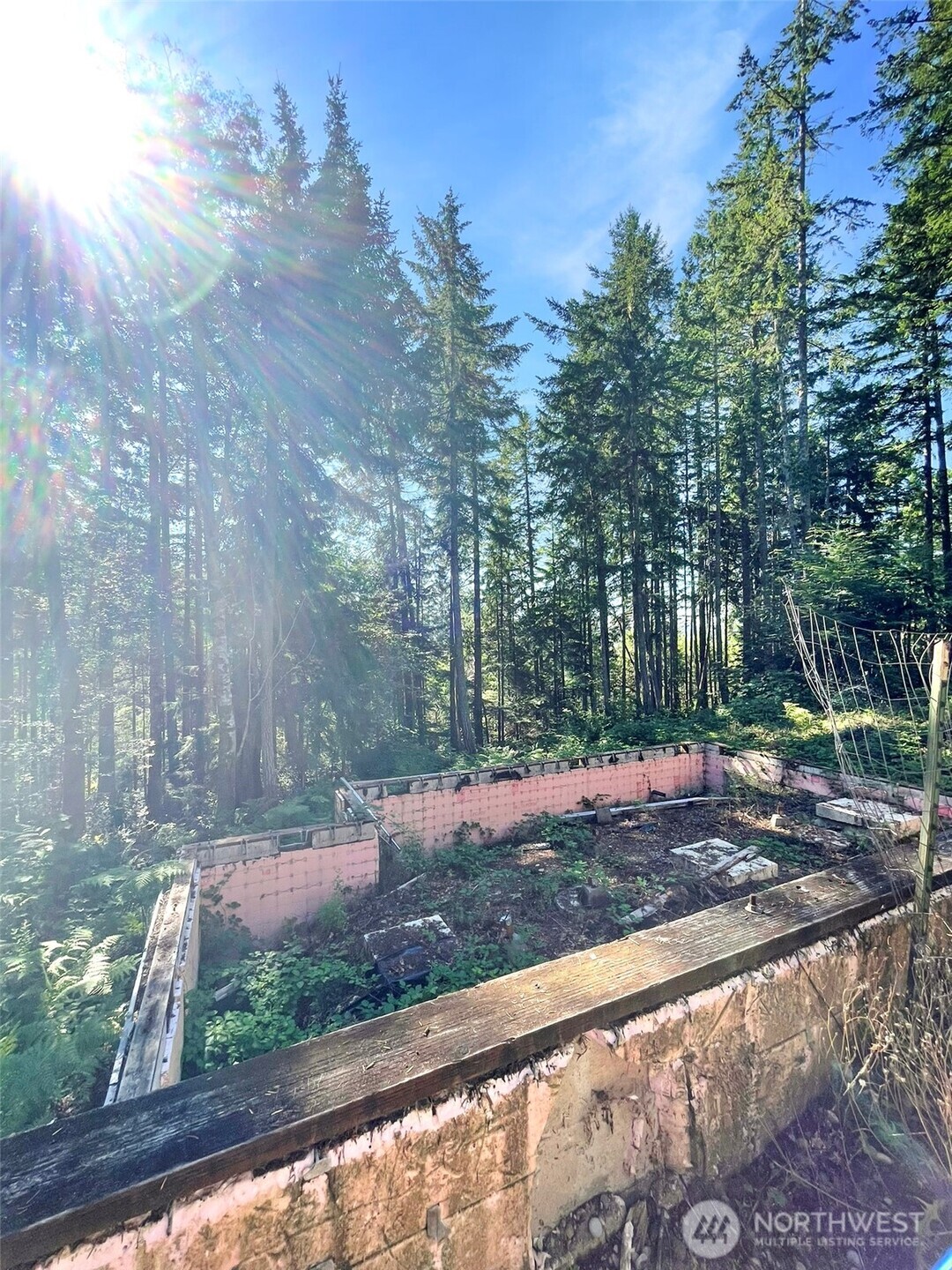 111 N Colony Surf Drive , Lilliwaup, WA 98555