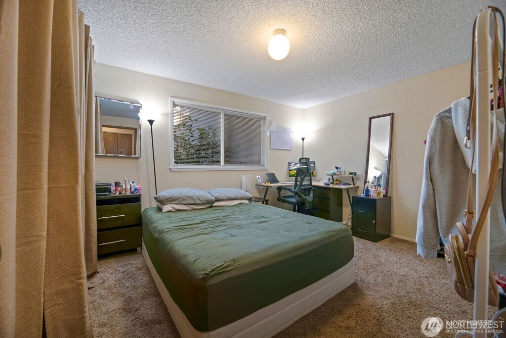 2034 14th Avenue W #104, Seattle, WA 98119