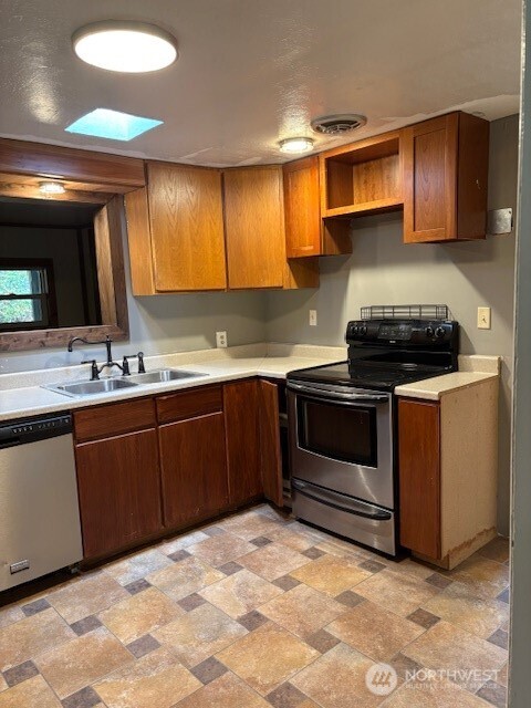 2399 SE Sedgwick Road , Port Orchard, WA 98367