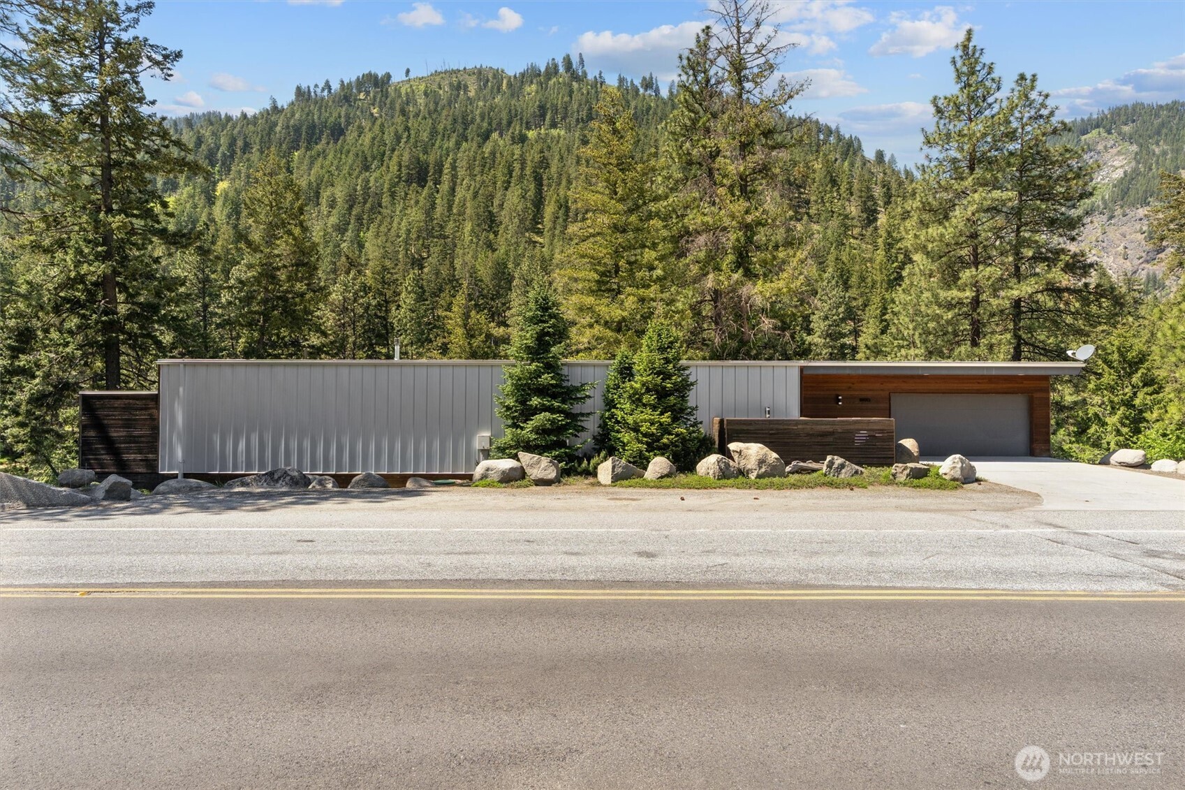 8970 Icicle Road , Leavenworth, WA 98826