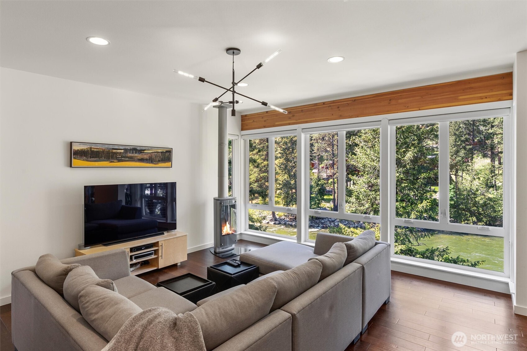 8970 Icicle Road , Leavenworth, WA 98826