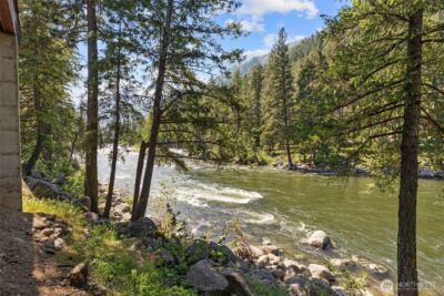 8970 Icicle Road , Leavenworth, WA 98826 - Photo 34