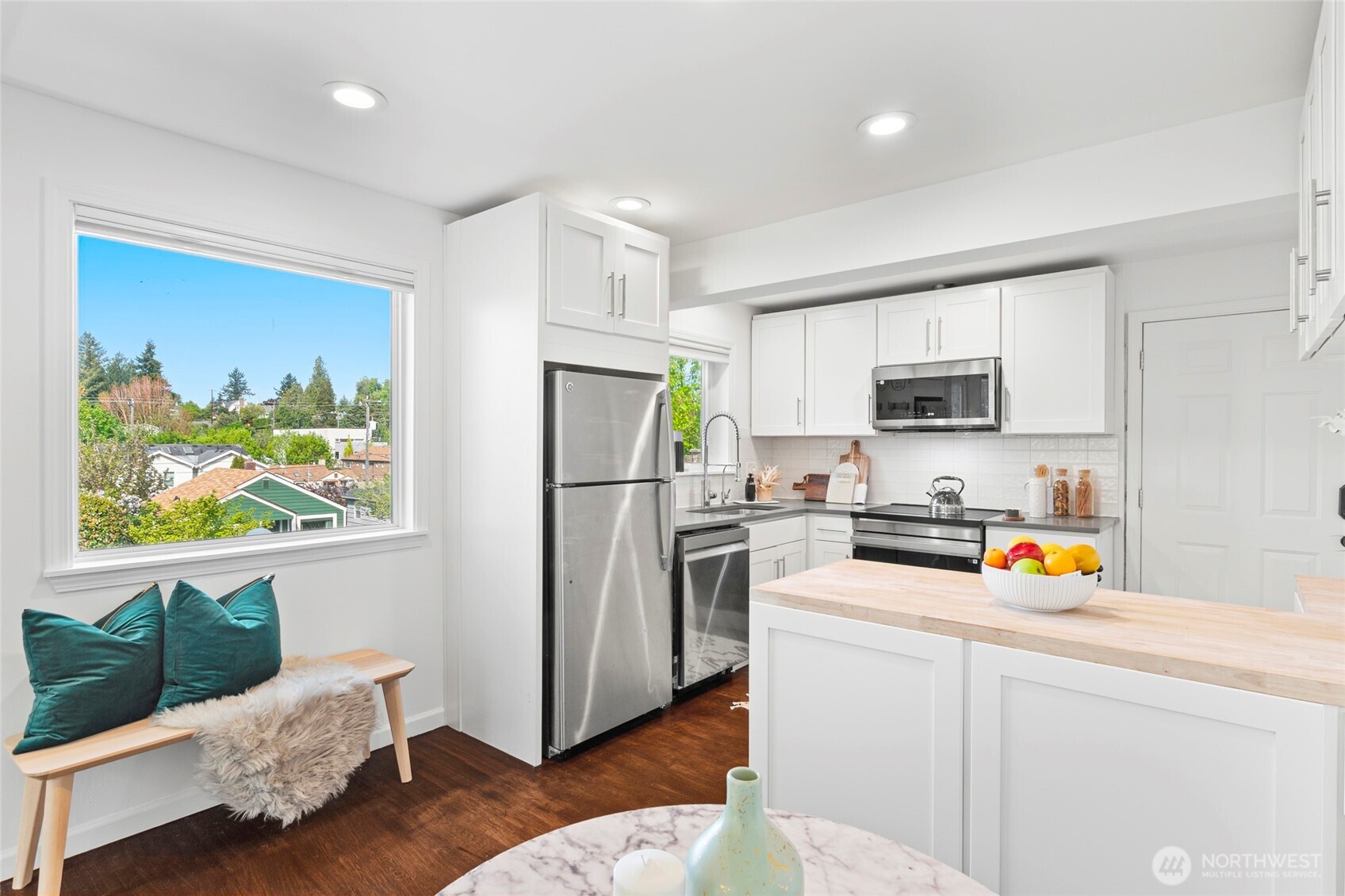 5620 38th Avenue SW, Seattle, WA 98126