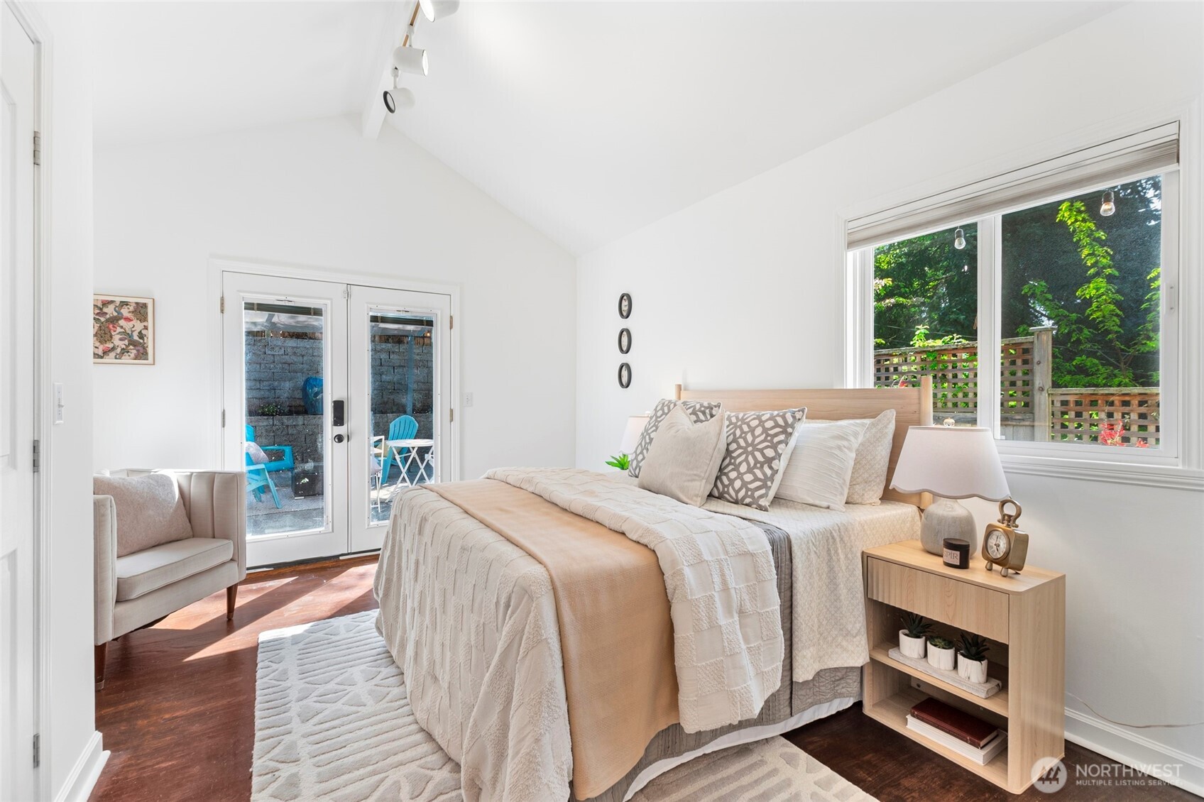 5620 38th Avenue SW, Seattle, WA 98126