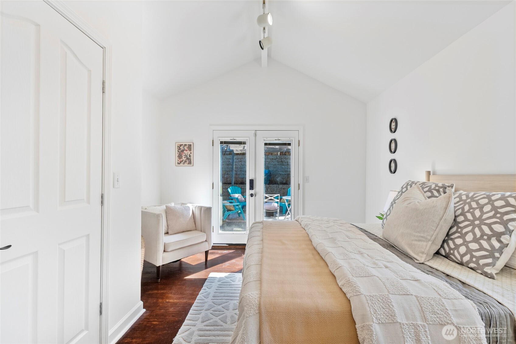 5620 38th Avenue SW, Seattle, WA 98126