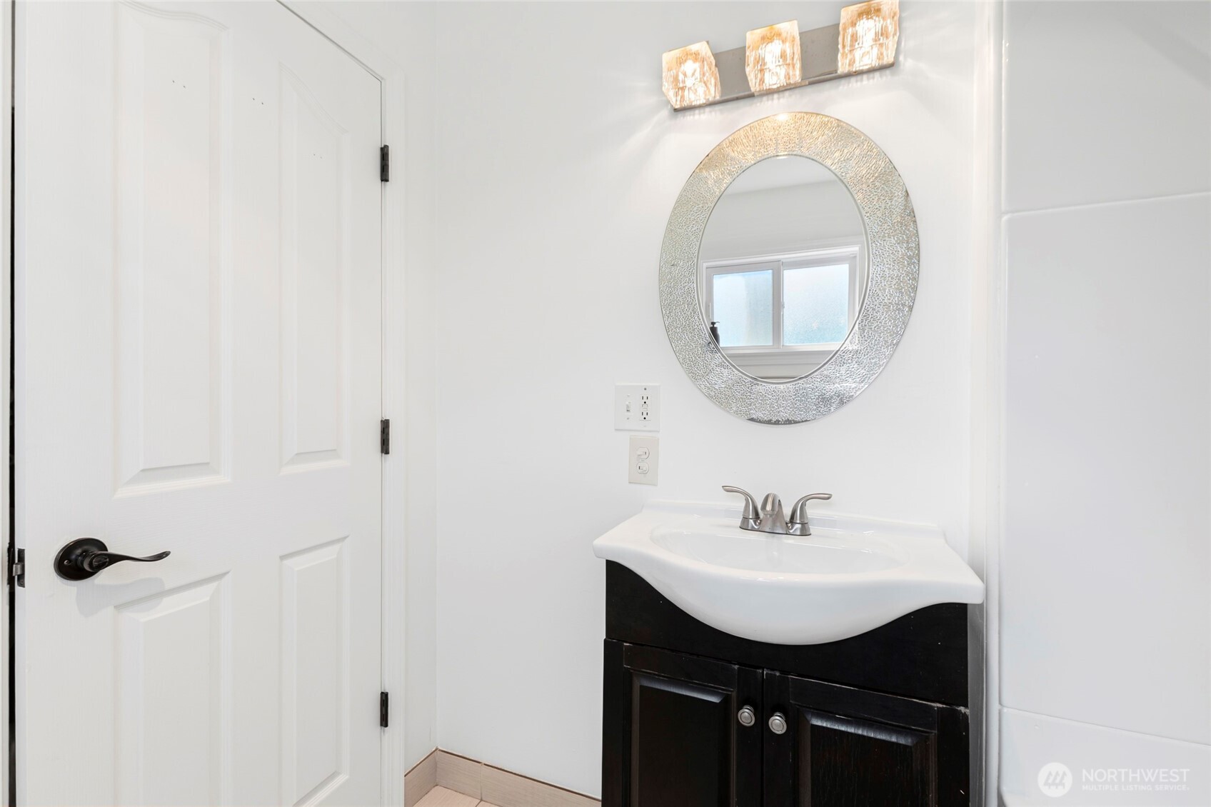 5620 38th Avenue SW, Seattle, WA 98126