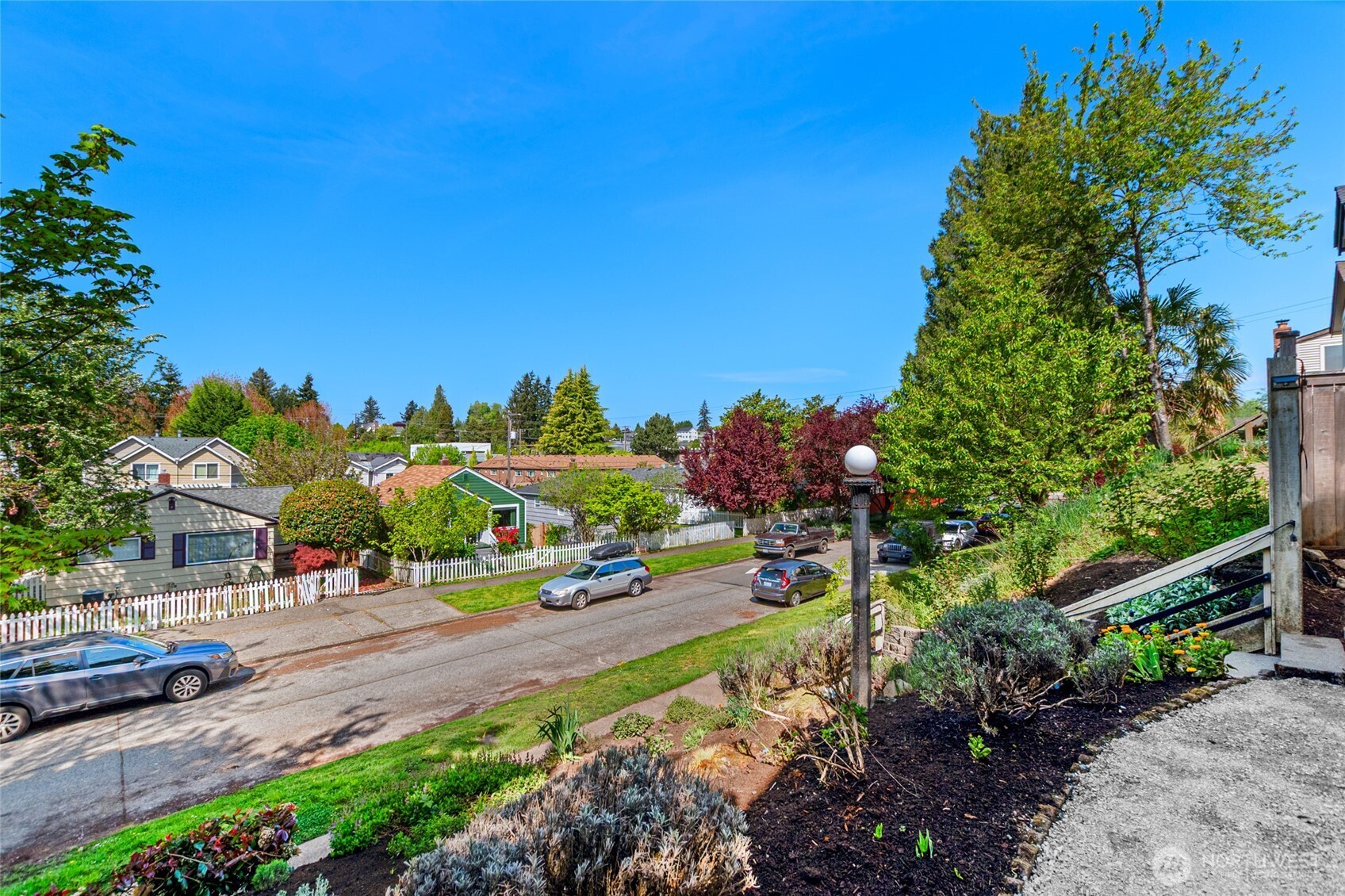 5620 38th Avenue SW, Seattle, WA 98126
