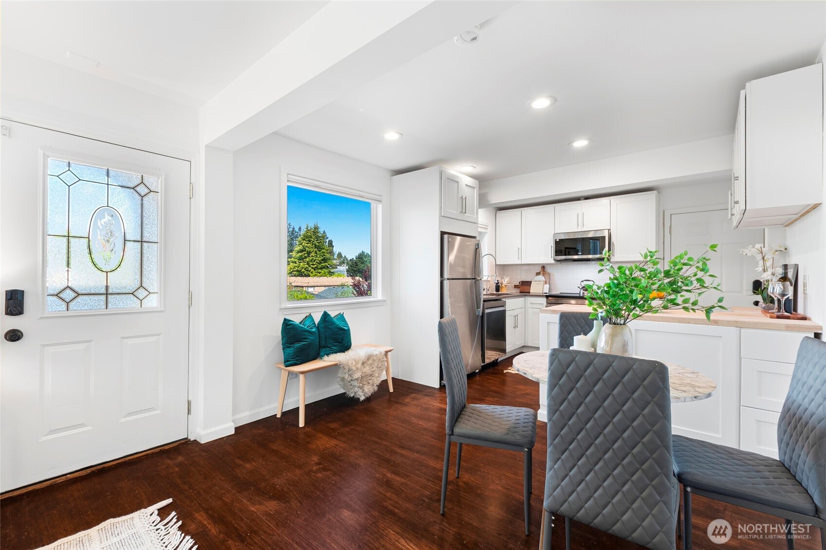 5620 38th Avenue SW, Seattle, WA 98126