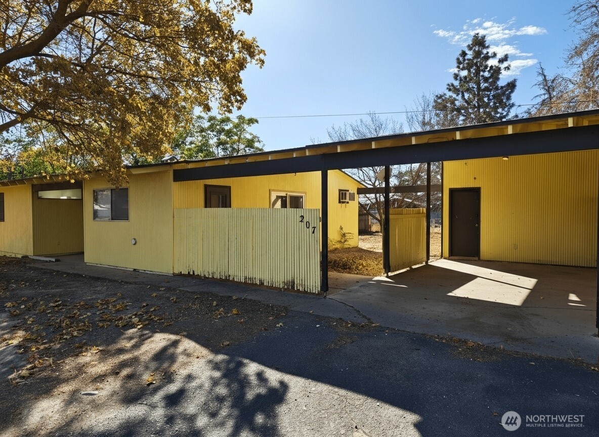 205 March Street NE, Moses Lake, WA 98837