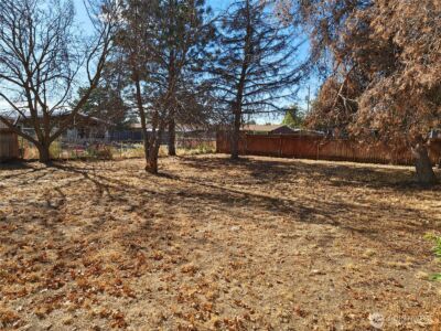 205 March Street NE, Moses Lake, WA 98837 - Photo 6