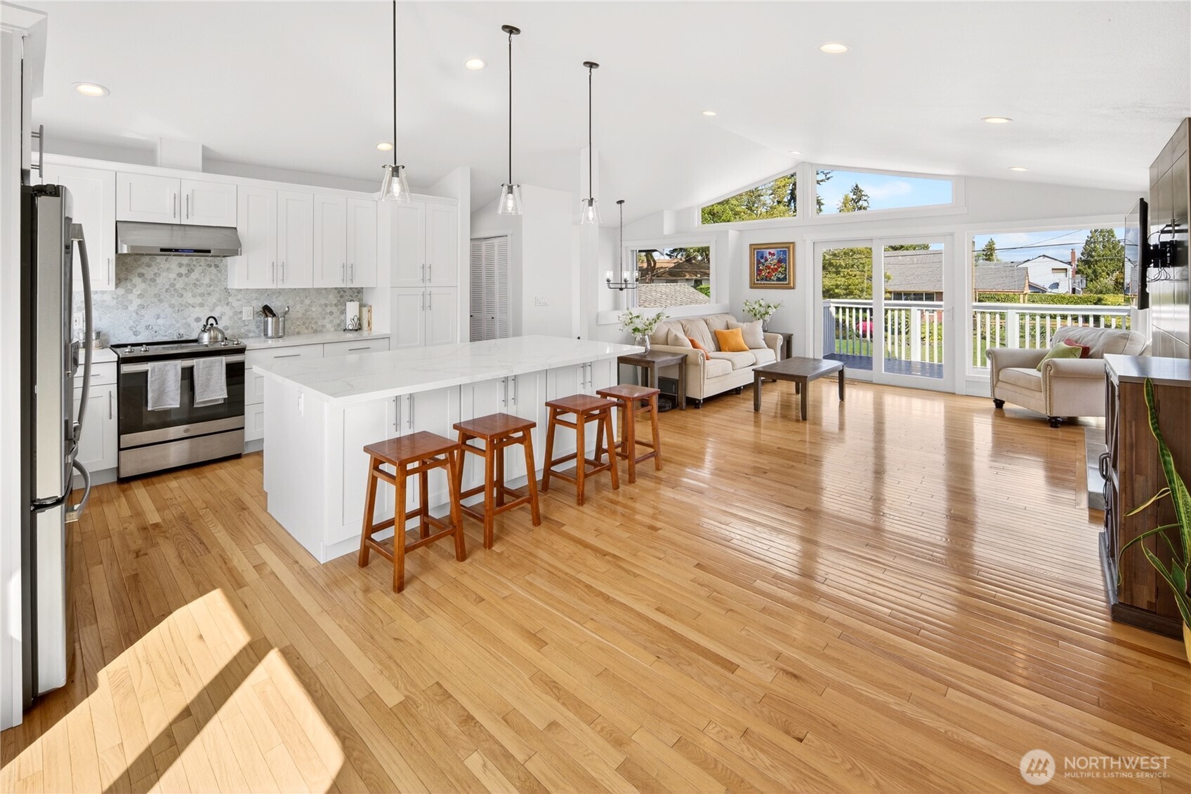 7827 S 114th Street , Seattle, WA 98178
