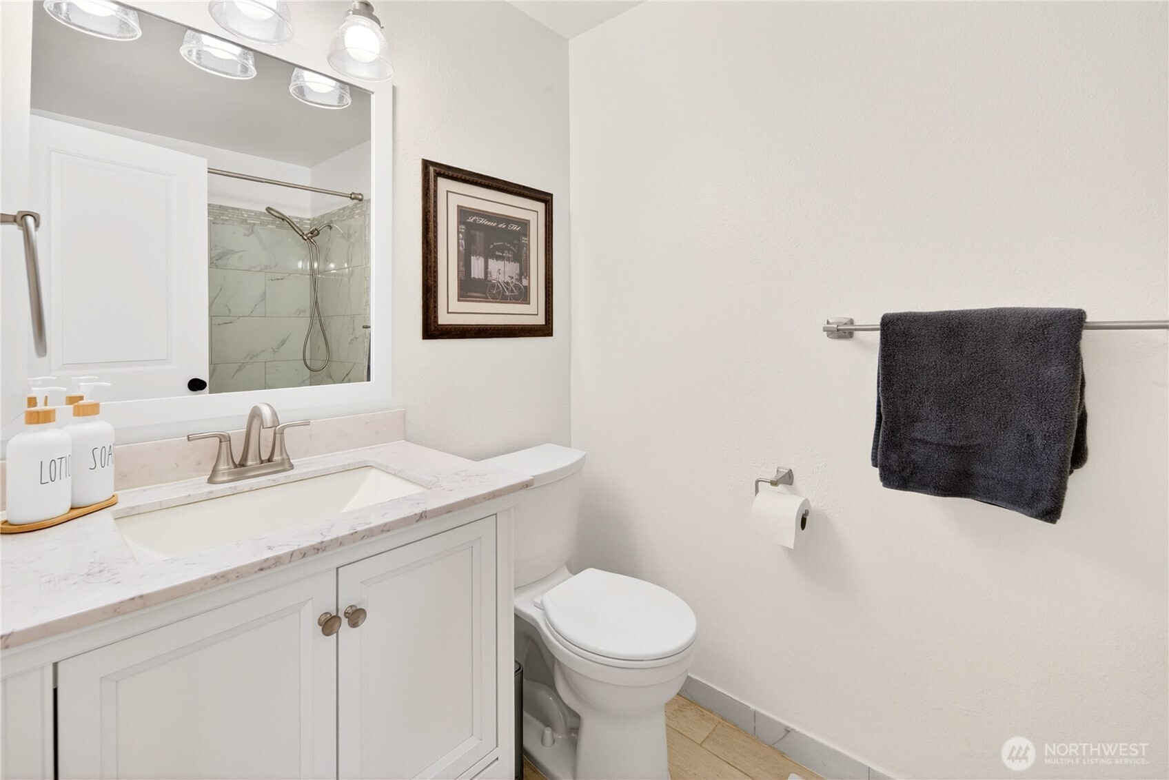 7827 S 114th Street , Seattle, WA 98178