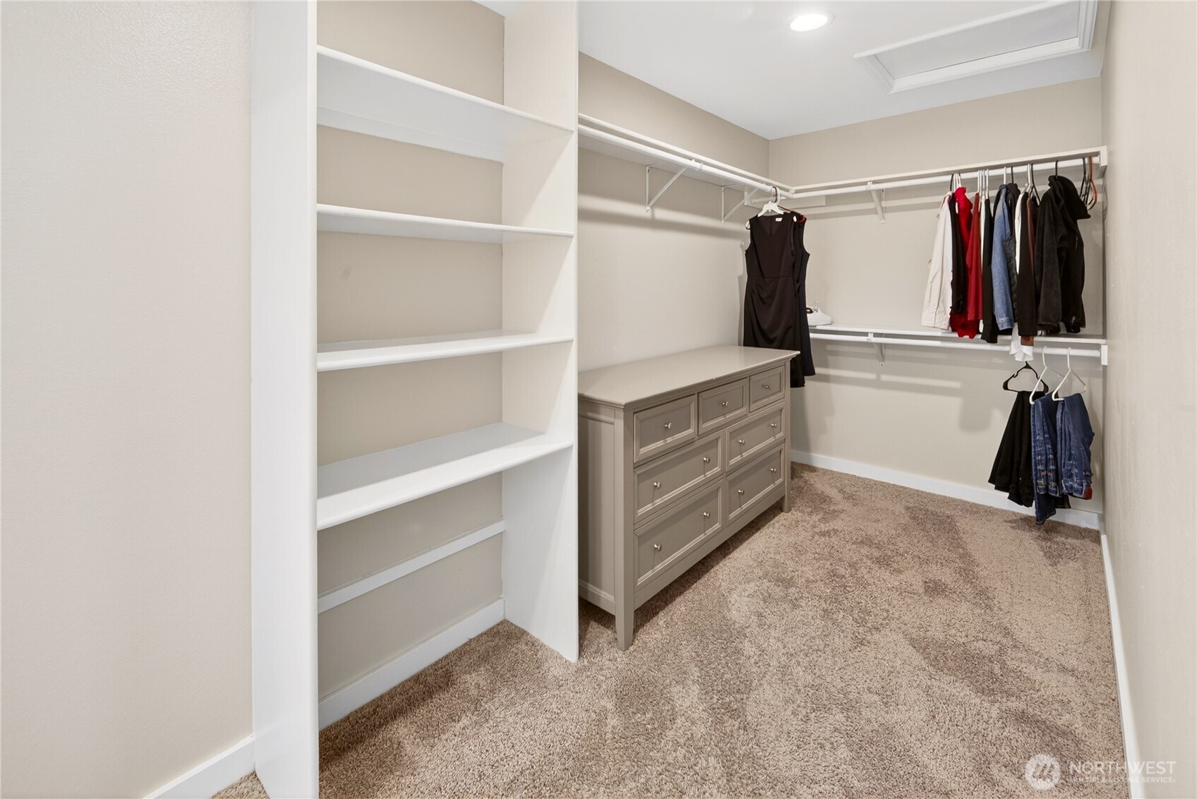 7827 S 114th Street , Seattle, WA 98178