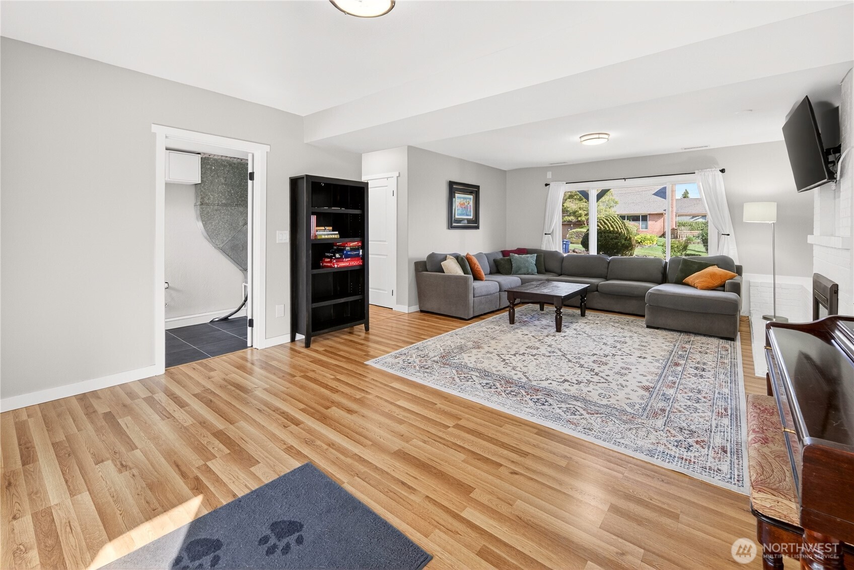 7827 S 114th Street , Seattle, WA 98178