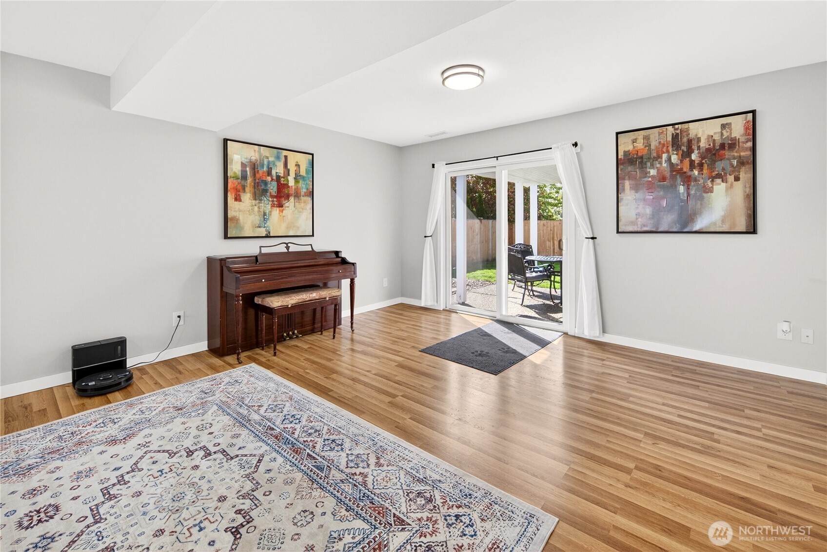 7827 S 114th Street , Seattle, WA 98178