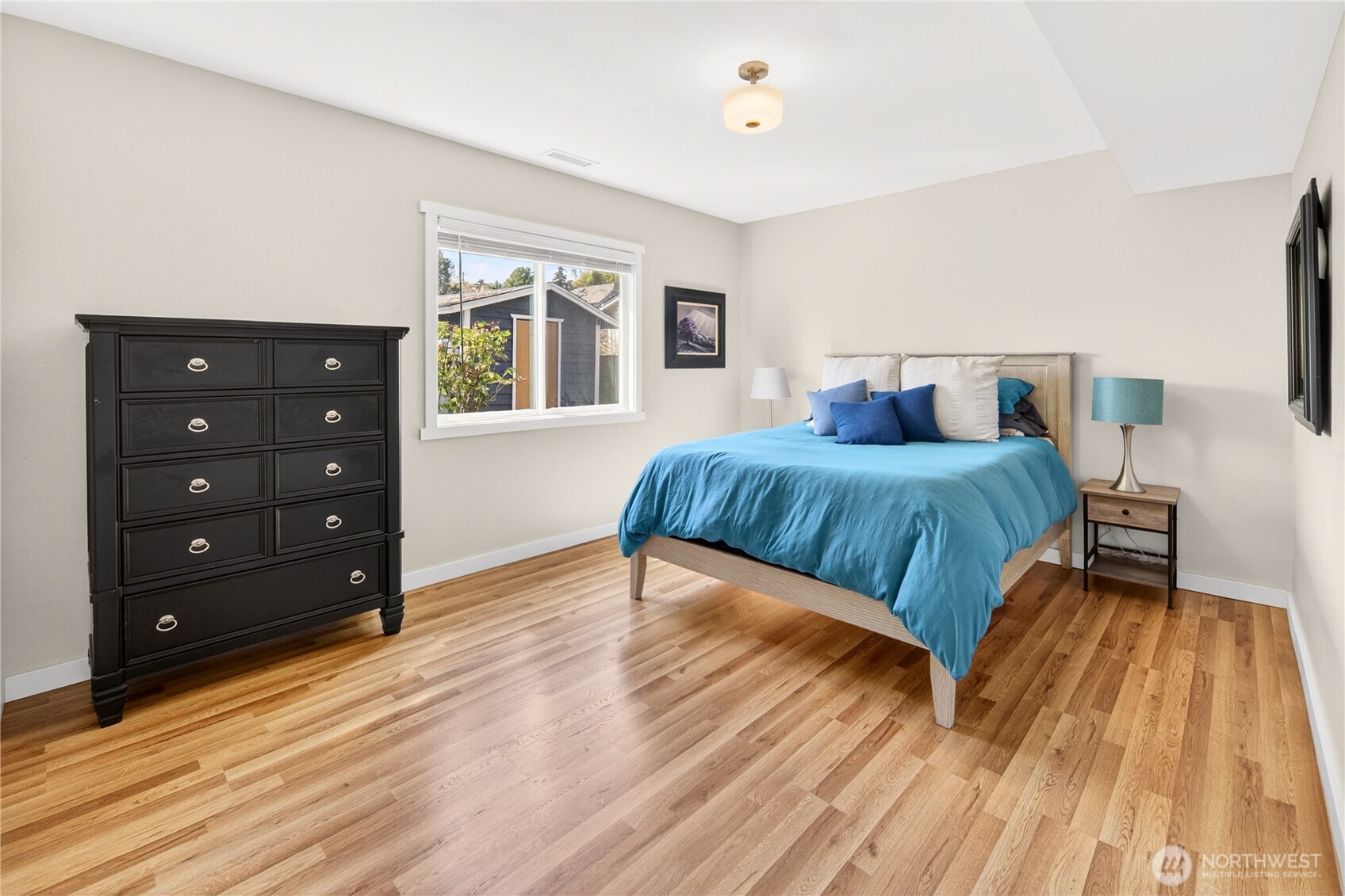 7827 S 114th Street , Seattle, WA 98178