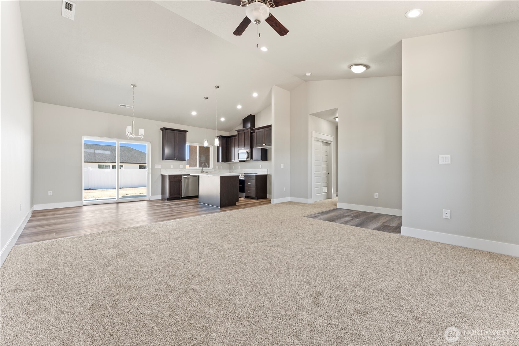 713 O Street NE, Quincy, WA 98848