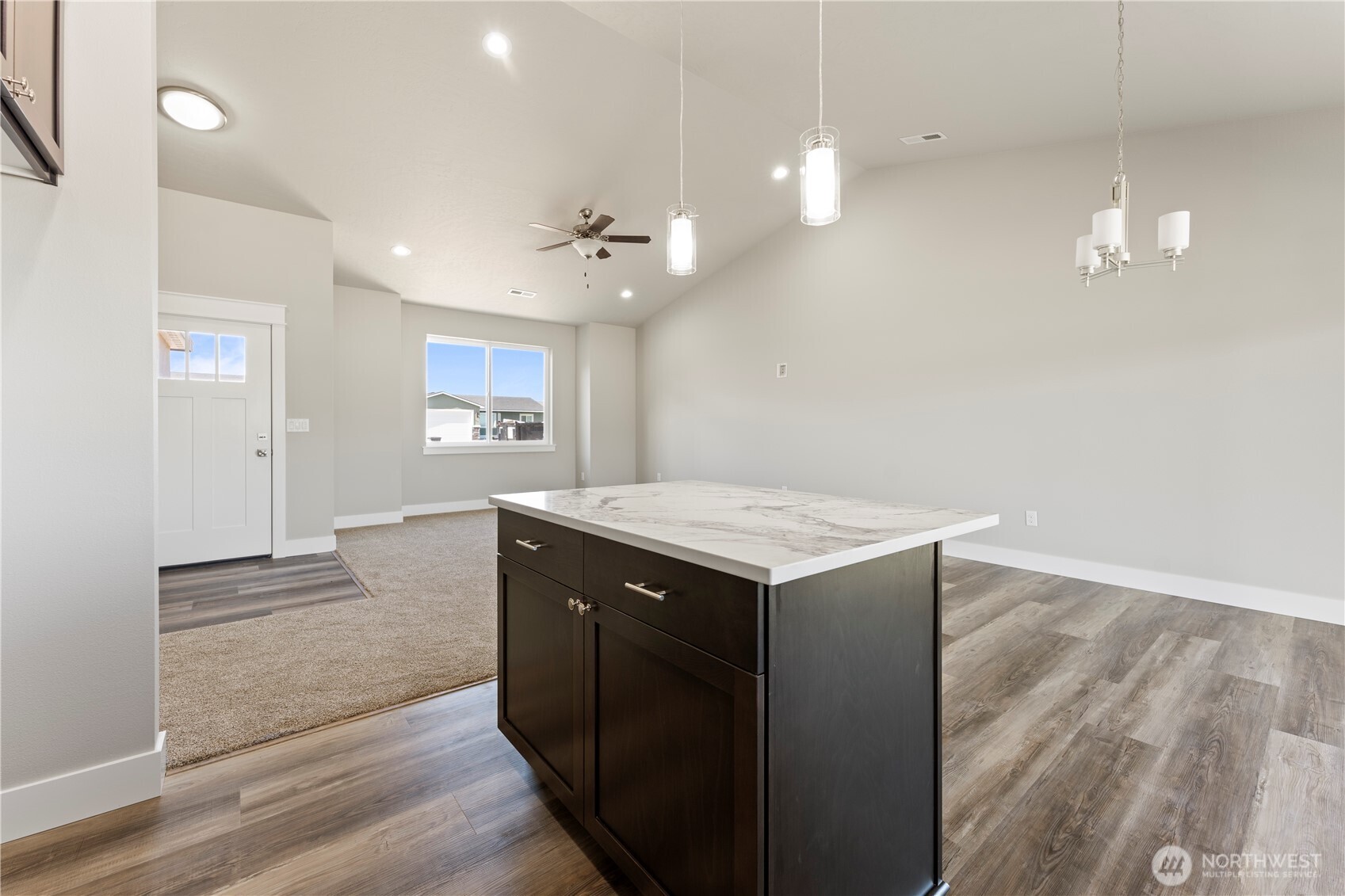 713 O Street NE, Quincy, WA 98848