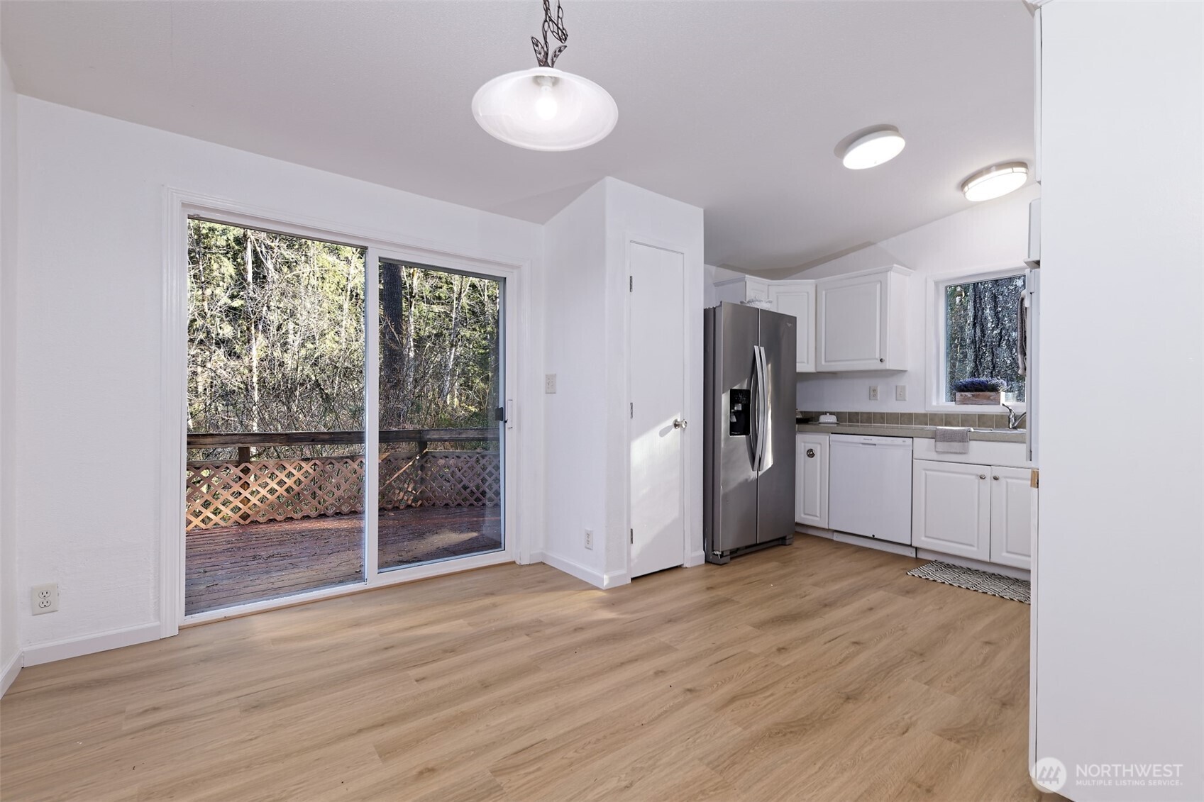 91 N Wigeon Place , Hoodsport, WA 98584