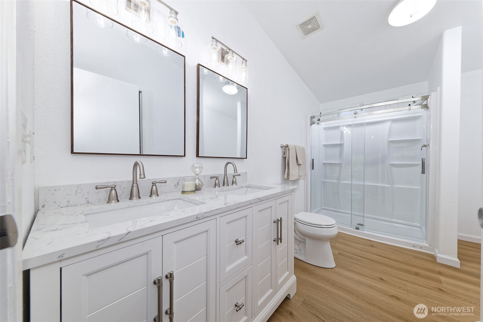 91 N Wigeon Place , Hoodsport, WA 98584