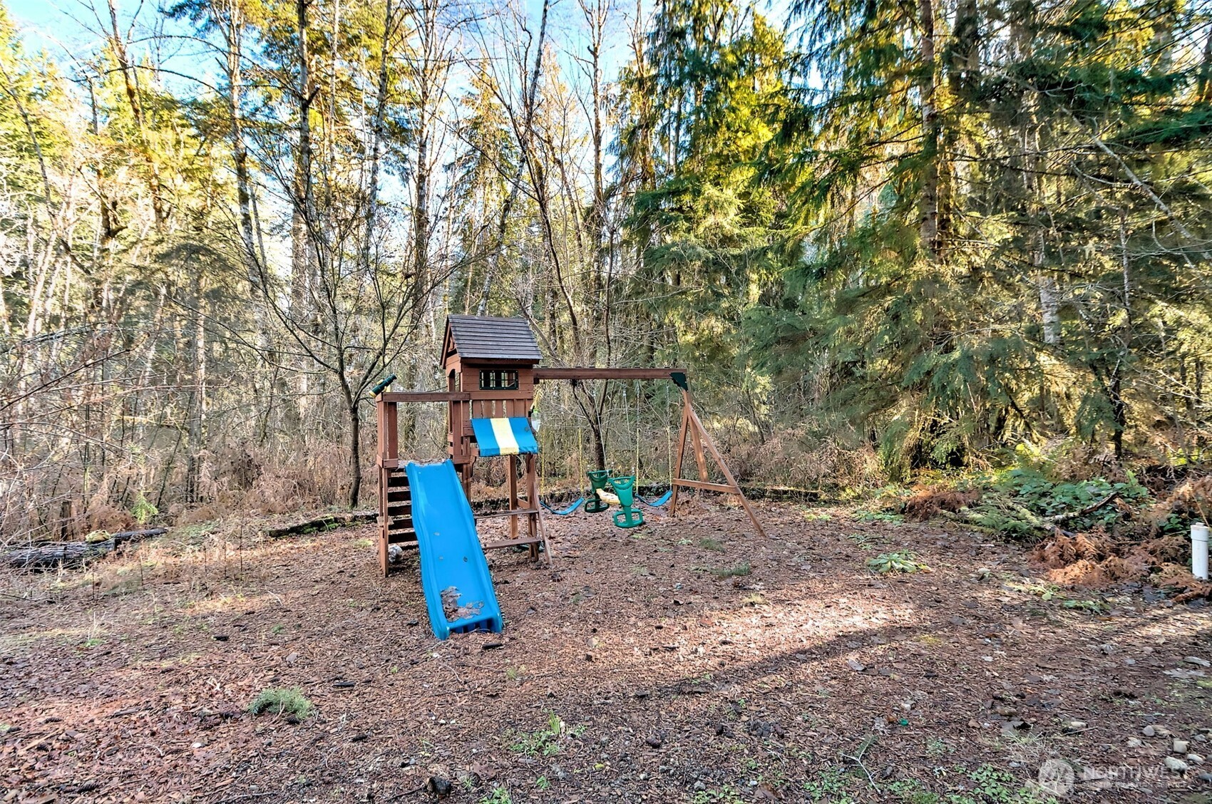 91 N Wigeon Place , Hoodsport, WA 98584