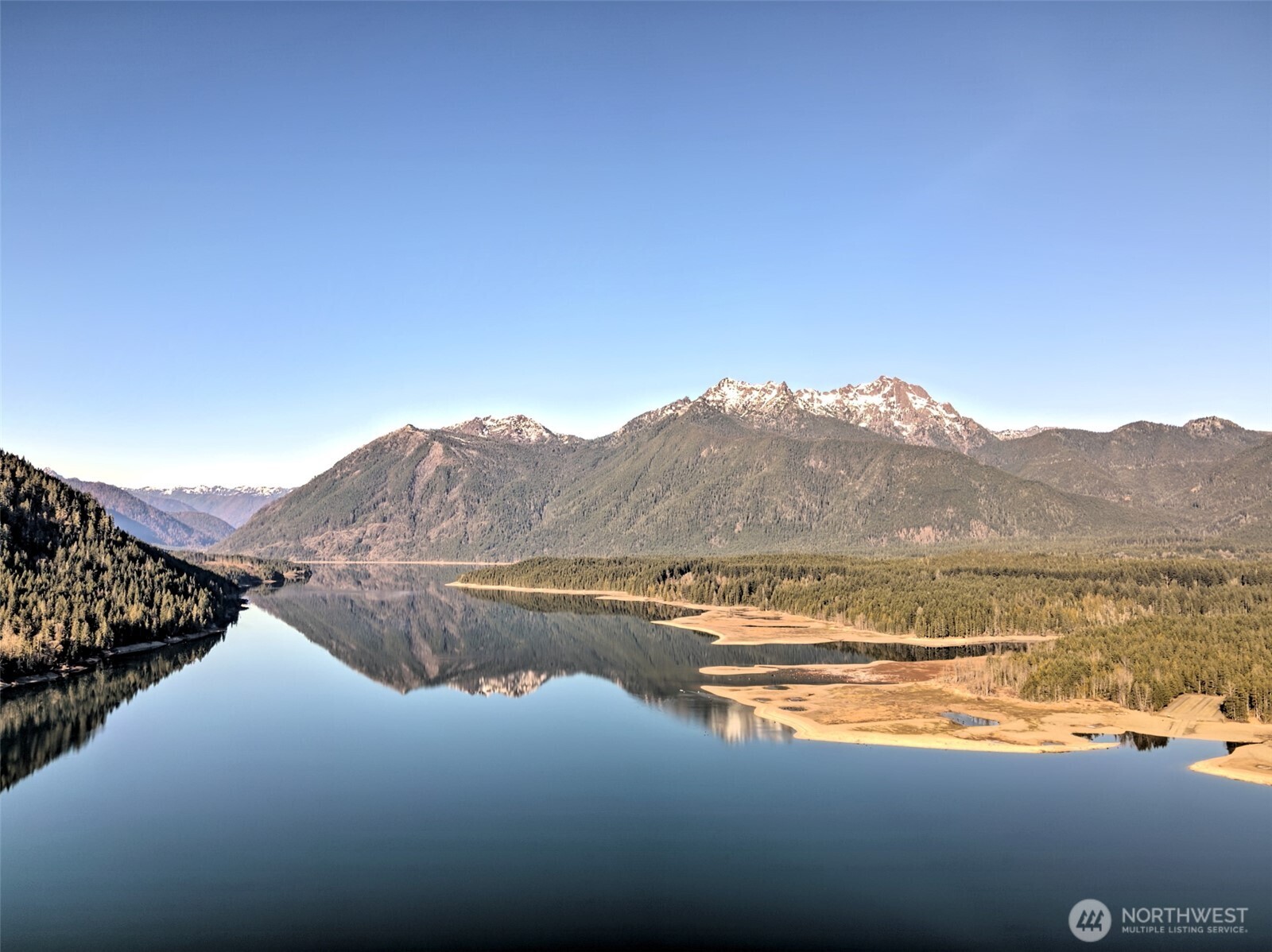 91 N Wigeon Place , Hoodsport, WA 98584