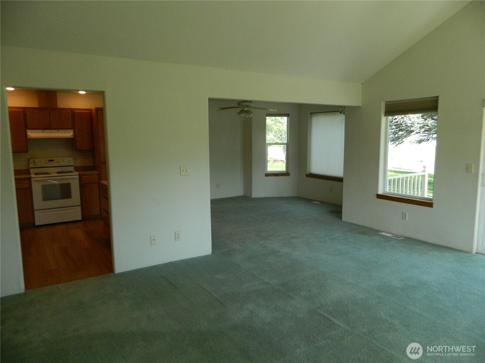 23 Valley View Drive , Tonasket, WA 98855