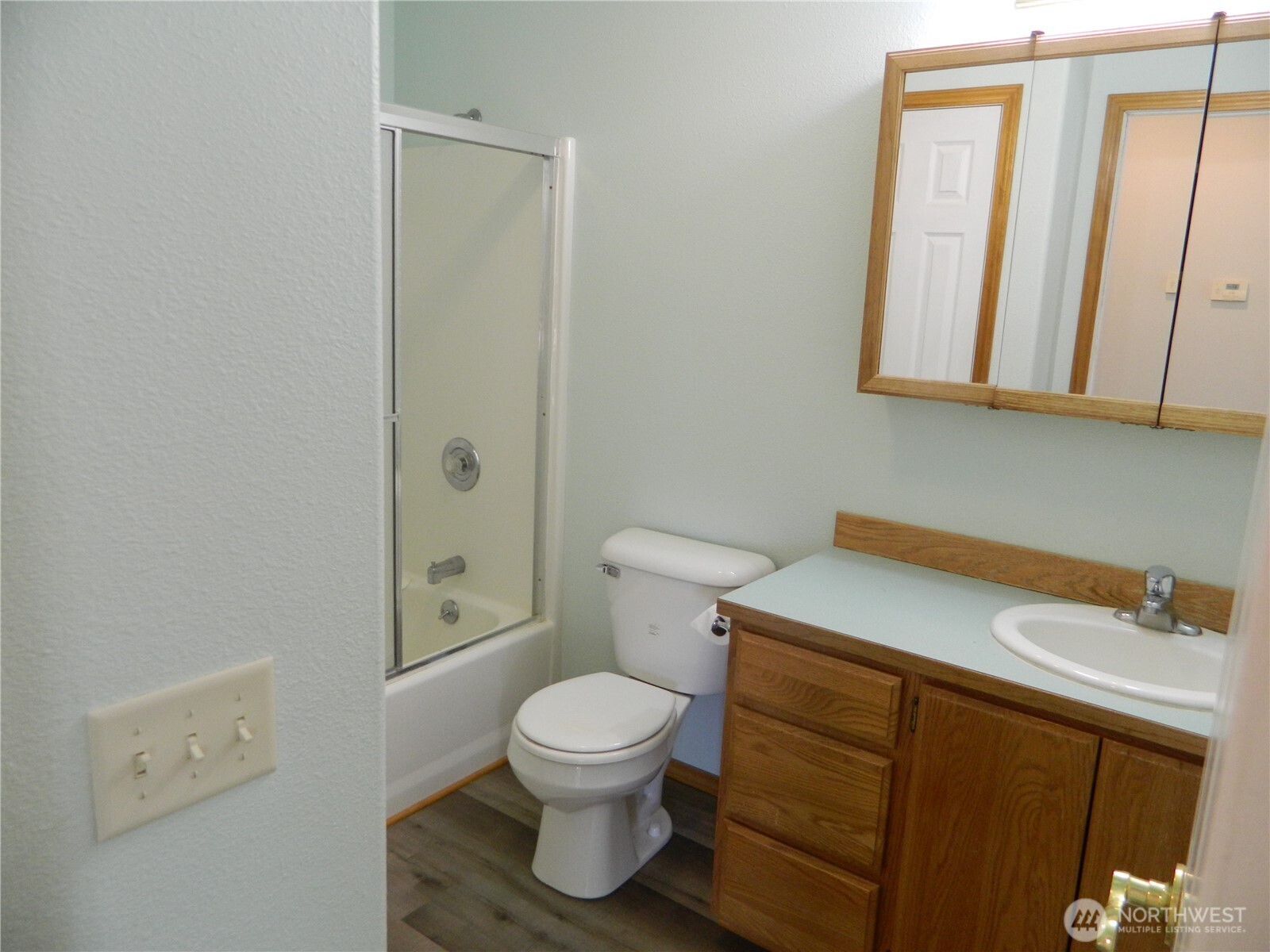 23 Valley View Drive , Tonasket, WA 98855