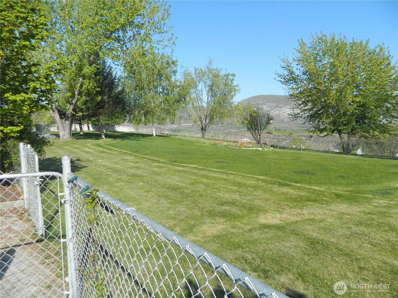 23 Valley View Drive , Tonasket, WA 98855