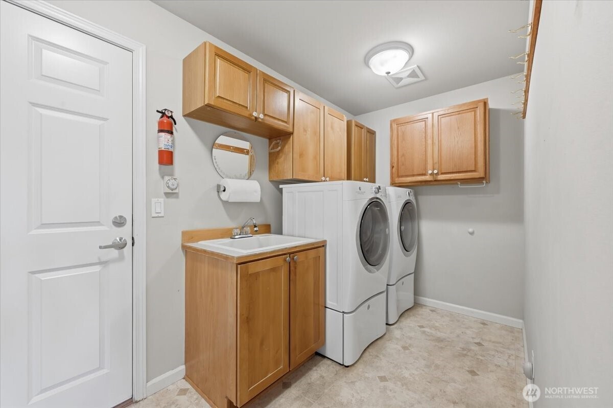 1790 Warm Springs Drive , Wenatchee, WA 98801