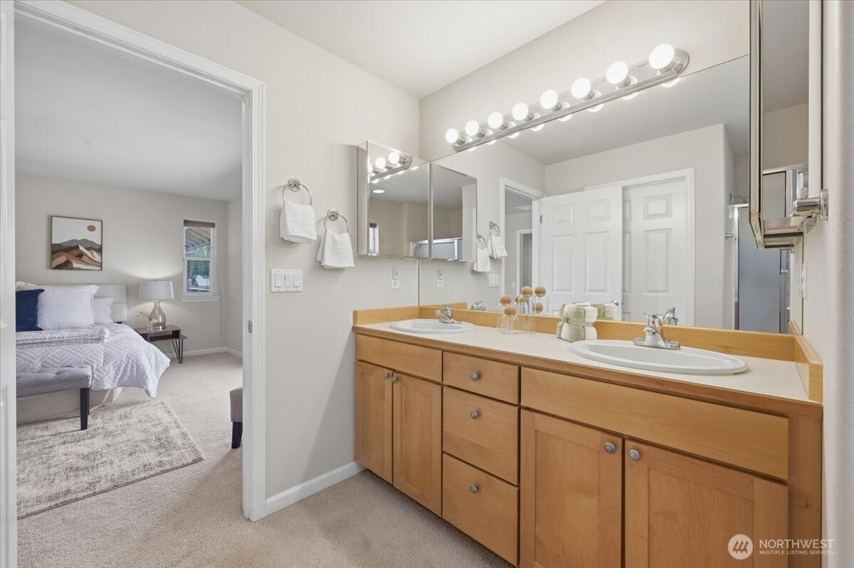 1790 Warm Springs Drive , Wenatchee, WA 98801