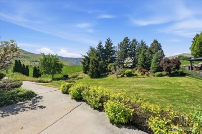 1790 Warm Springs Drive , Wenatchee, WA 98801 - Photo 32