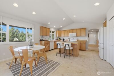 1790 Warm Springs Drive , Wenatchee, WA 98801 - Photo 10